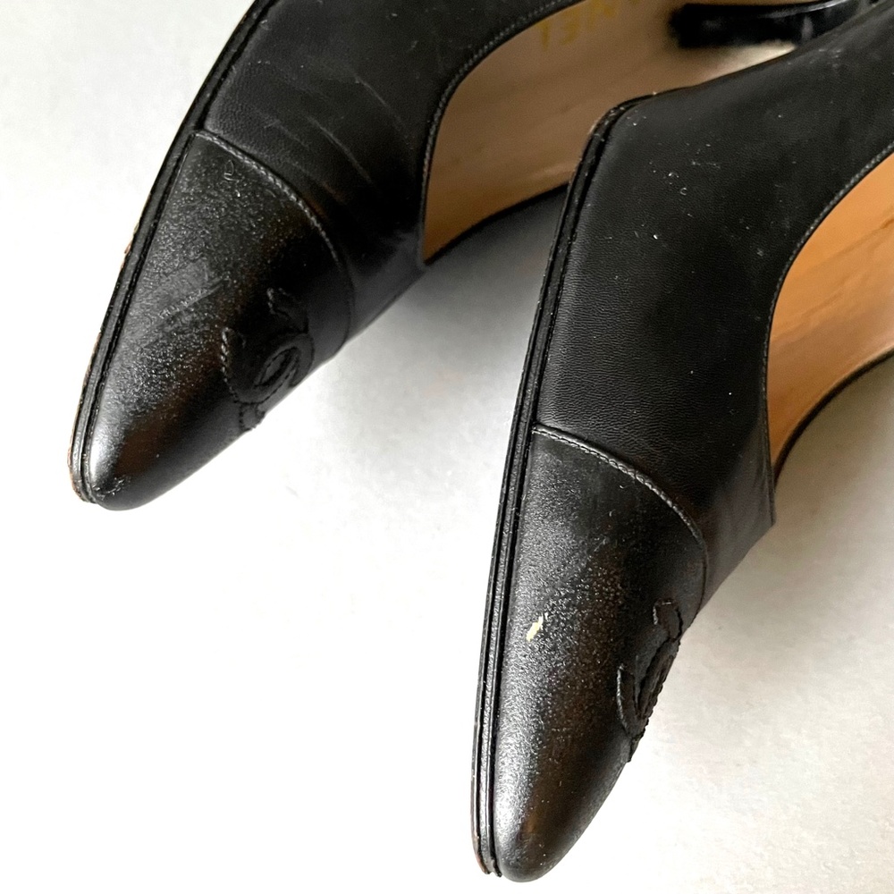 CHANEL CC Logo High Heels Leather Black Pumps - Picture 13 of 16